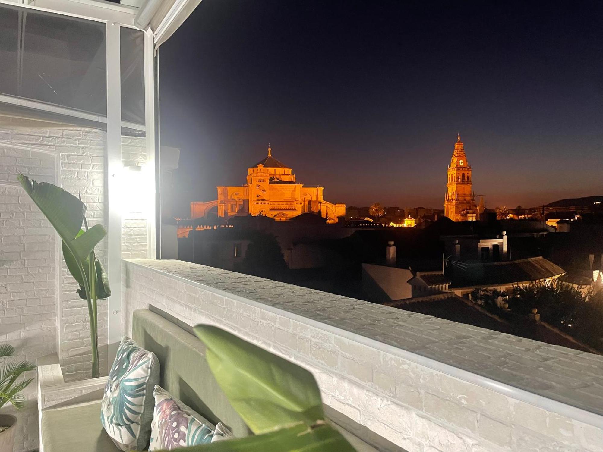 Апартаменти Atico De La Sultana Con Terraza Privada Кордова Екстер'єр фото