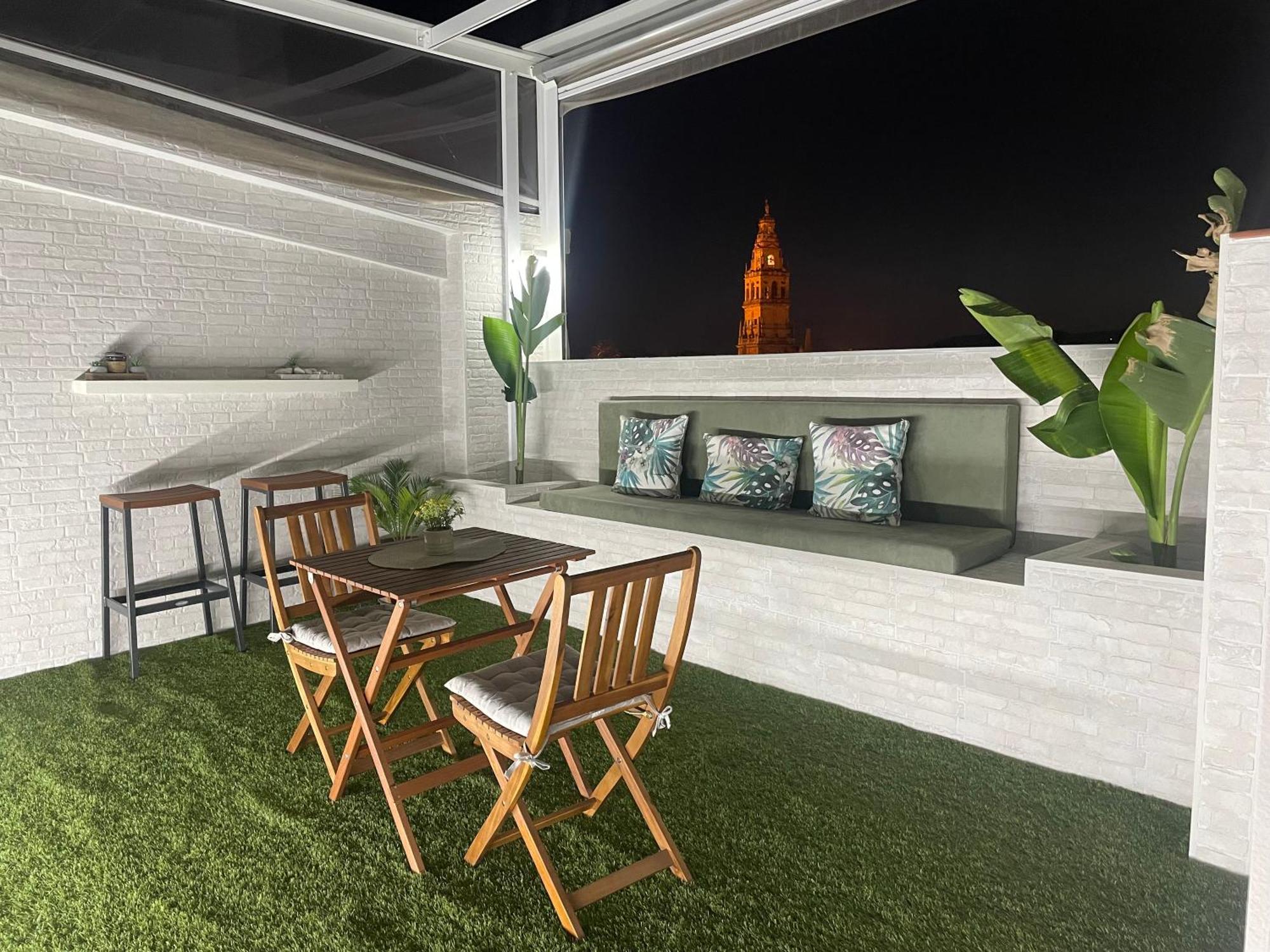 Апартаменти Atico De La Sultana Con Terraza Privada Кордова Екстер'єр фото